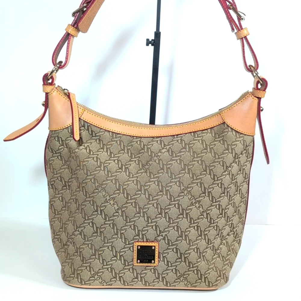 Dooney & Bourke Maritime Hobo Sac NWOT
